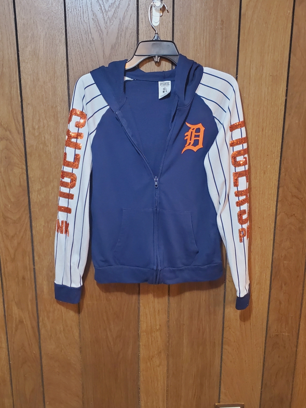 Victoria’s Secret PINK Detroit Tigers Hoodie Sequined / Striped Sleeves Size M